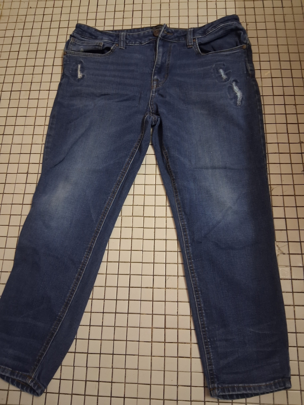No Boundaries Women's Blue Distressed Boyfriend Jeans